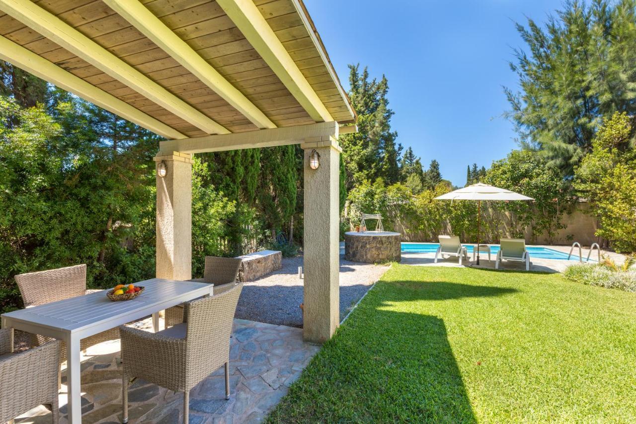 Dafnila Petrinos Cottage מראה חיצוני תמונה