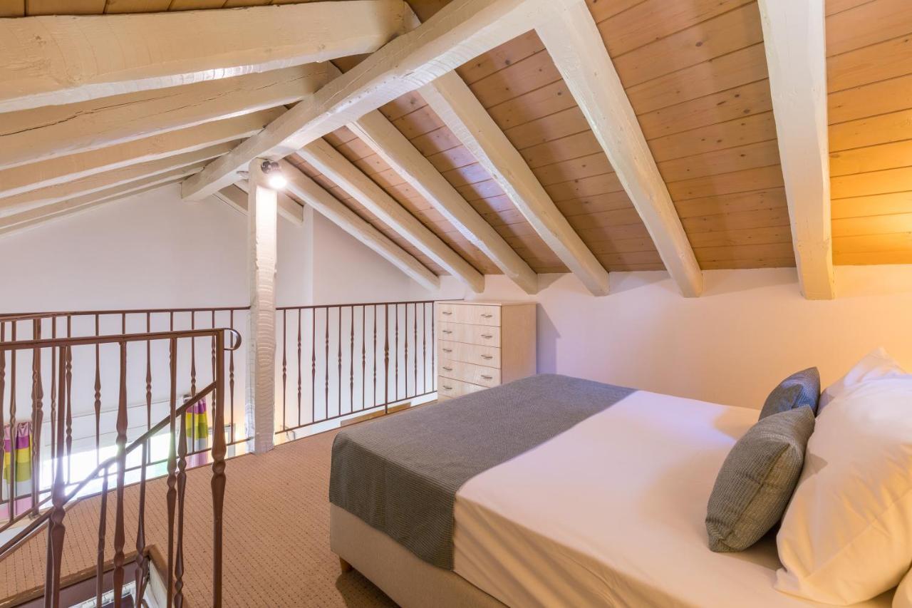Dafnila Petrinos Cottage מראה חיצוני תמונה